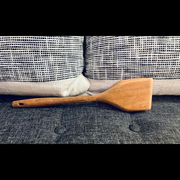 Hearth & Hand Acacia Wood Turner - Picture 4 of 10